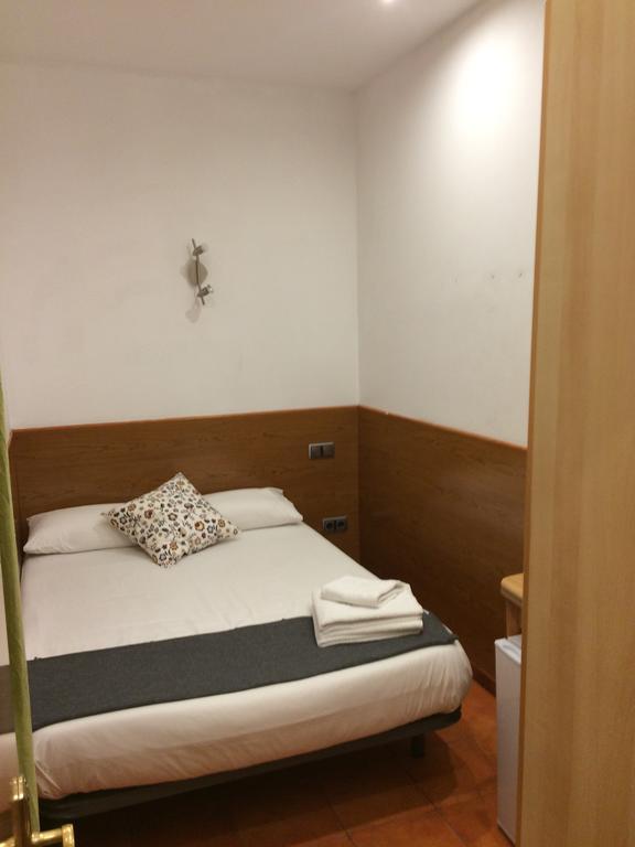 Estudios Pelayo Guest House Barcelona Zimmer foto